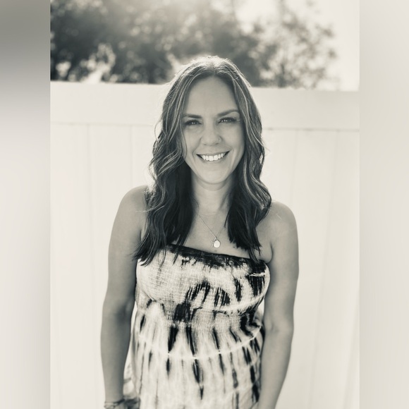 Meet your Posher, Jess - Picture 1 of 1